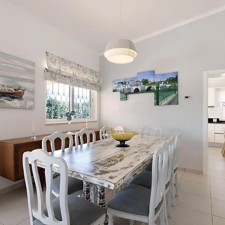Βίλα Guia 3 Bed