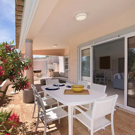 Guia 3 Bed Villa *