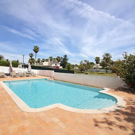 Guia 3 Bed Guia (Faro)