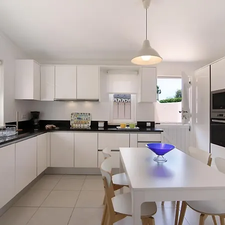 Guia 3 Bed Villa Guia (Faro)