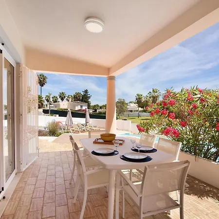 Βίλα Guia 3 Bed