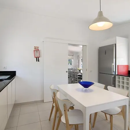 Βίλα Guia 3 Bed